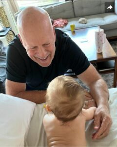  Bruce Willis’ daughter Scout Willis has shared a touching photo with her father as she kicked off 2024 earlier this week.more detail  