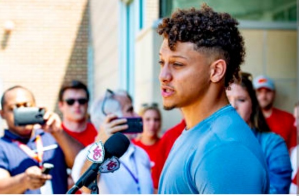 Patrick Mahomes responds to Kansas City Chiefs kicker’s controversial graduation speech